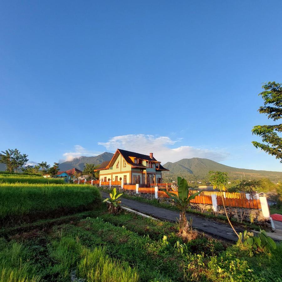 Kopa Hilltop - Family Guest Home Рутенг Экстерьер фото