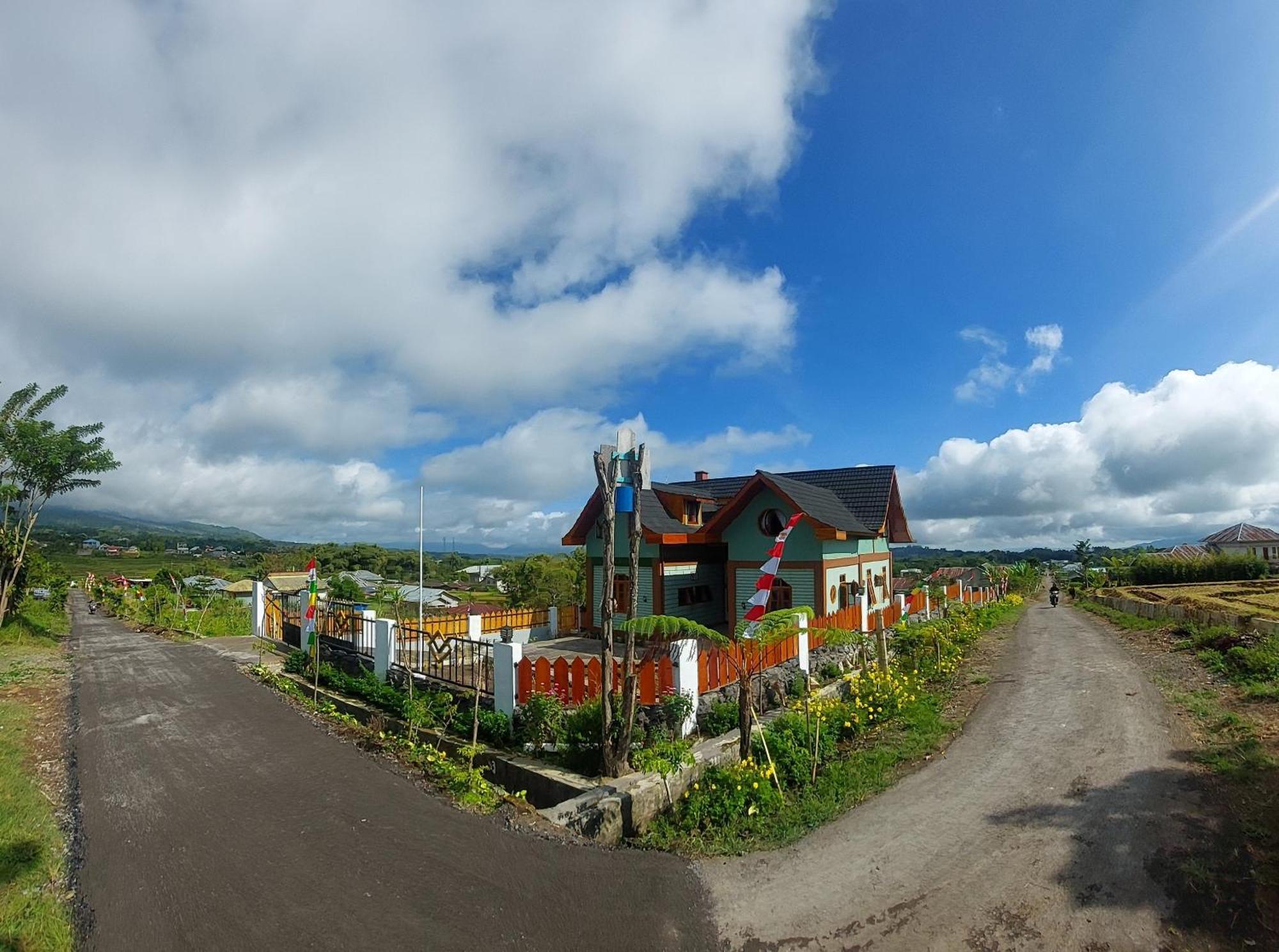 Kopa Hilltop - Family Guest Home Рутенг Экстерьер фото