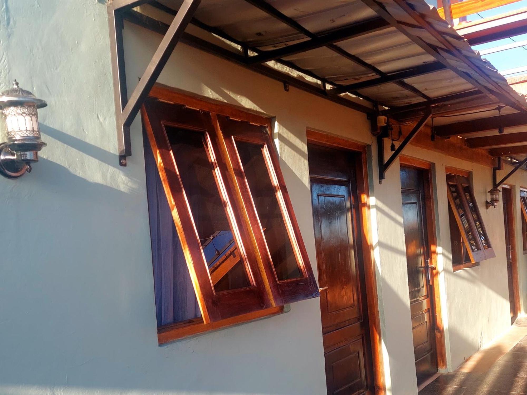 Kopa Hilltop - Family Guest Home Рутенг Номер фото